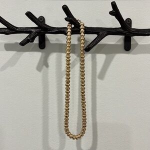 .    18” short gold colored fashion necklace